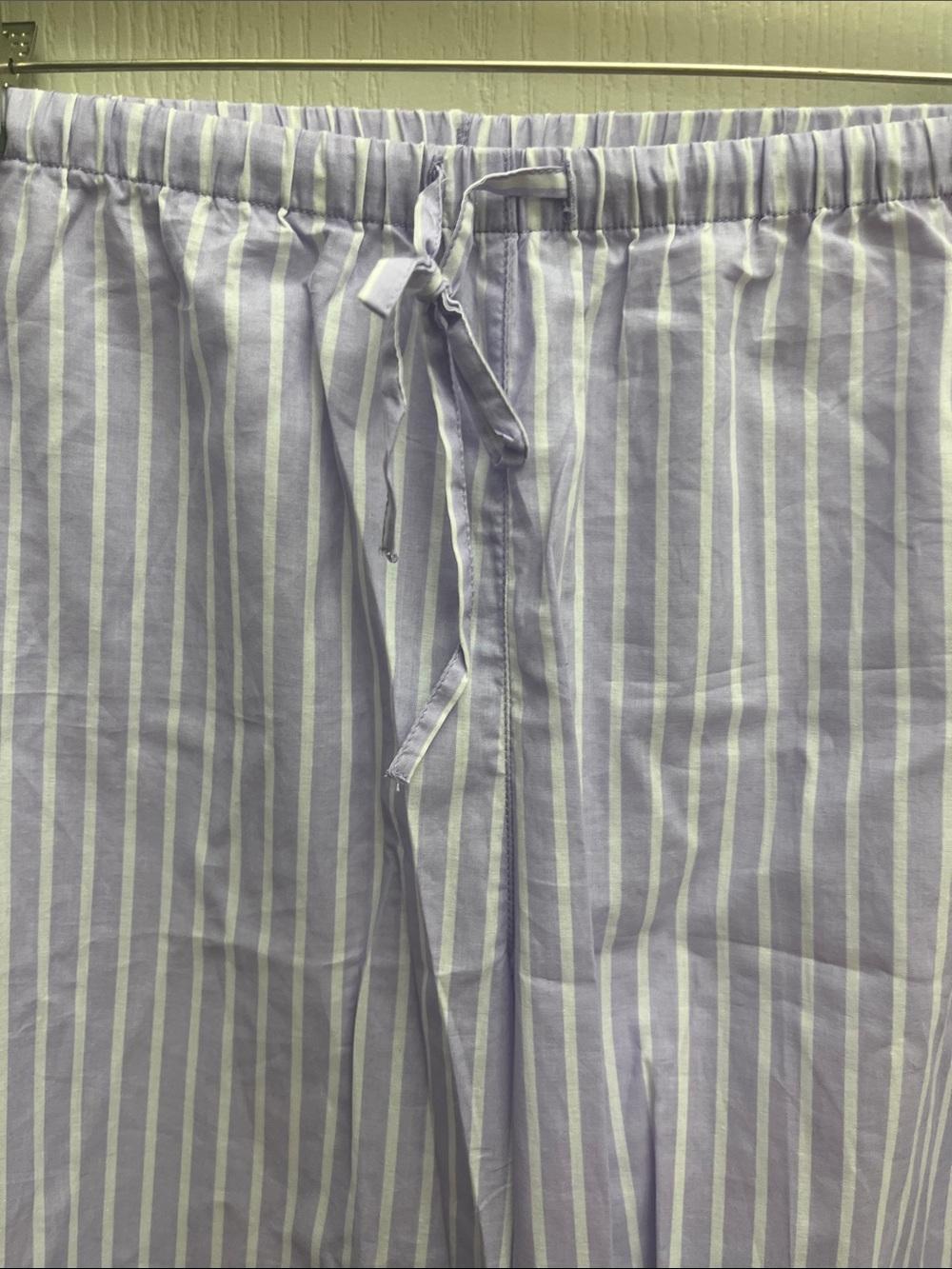 Lauren Ralph Lauren Lavender and White Striped Cotton Pajama Top/bottom set - Picture 5 of 7
